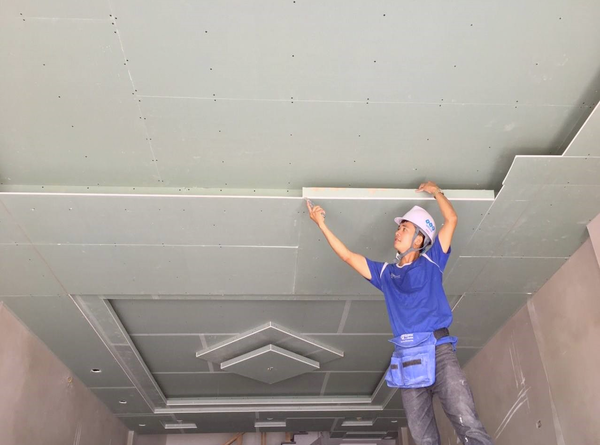 thi công trần thạch cao chuyên nghiệp nhanh chóng bền vững
